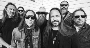 Blackberry Smoke Album Debuts At #1