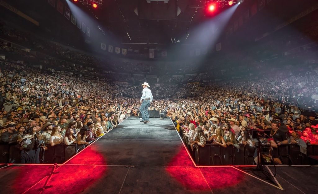 Cody Johnson Performs to Sold Out Bridgestone Crowd