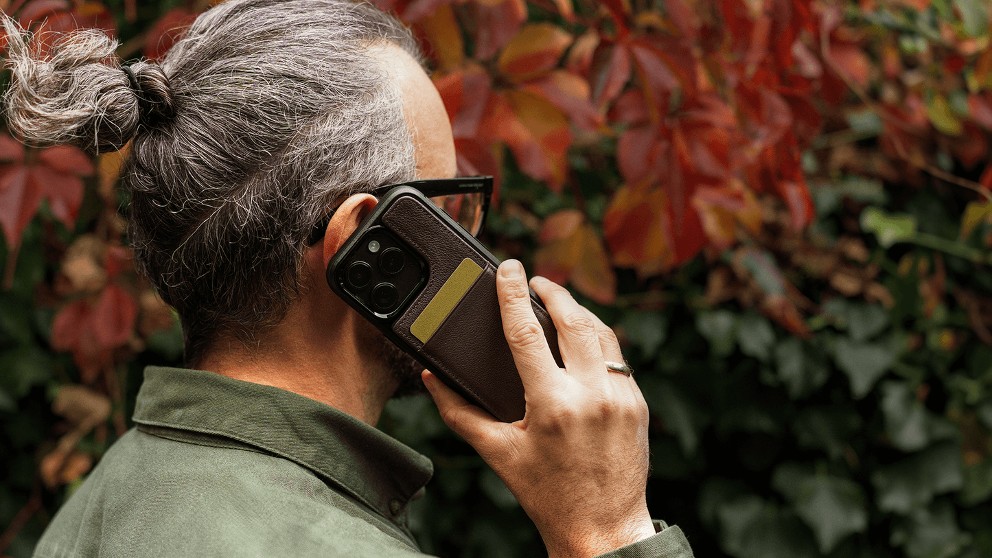 Classic iPhone 16 Pro Case